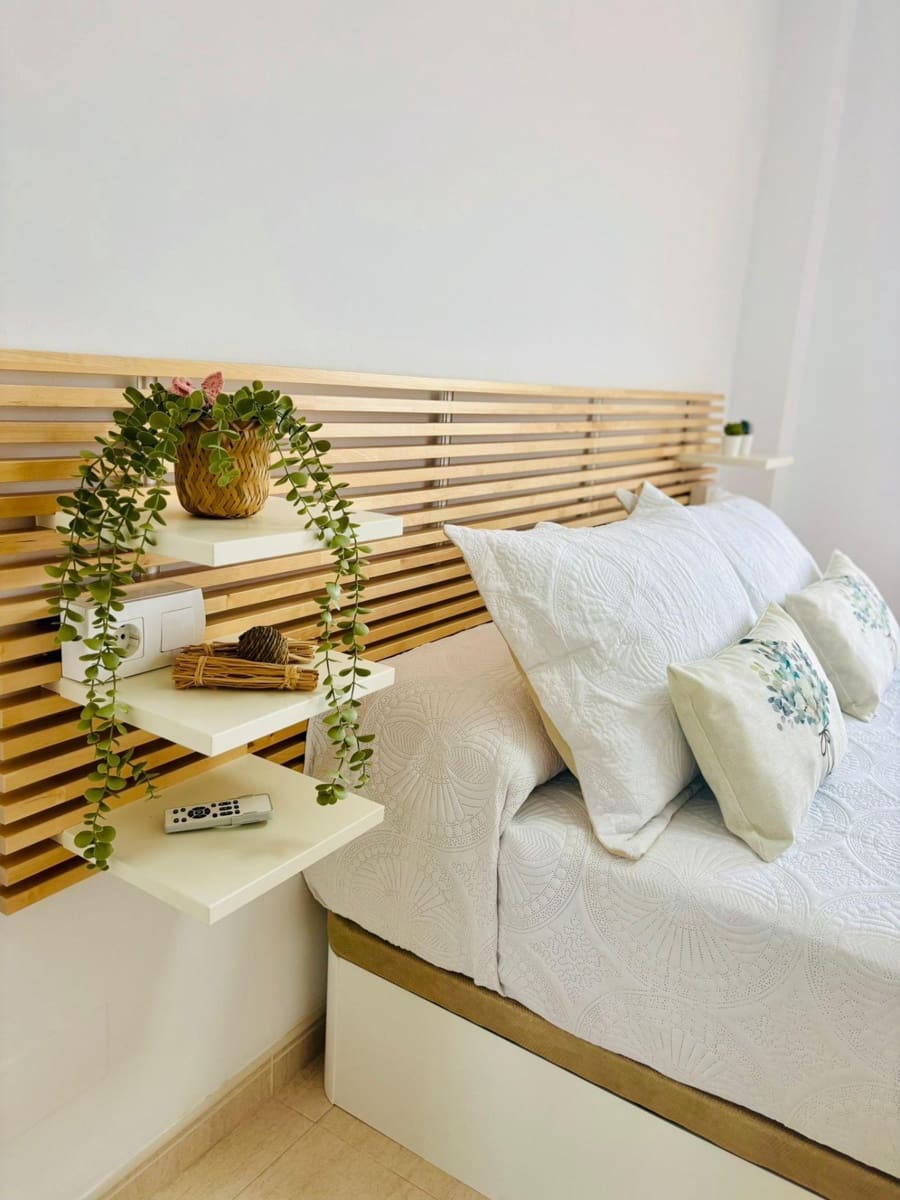 3 sypialnia Mieszkanie do wynajęcia w Algarrobo z basenem garażem - 900 € (Ref: 9765117)