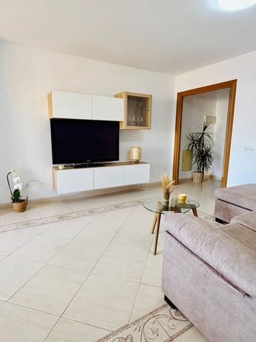 3 sypialnia Mieszkanie do wynajęcia w Algarrobo z basenem garażem - 900 € (Ref: 9765117)