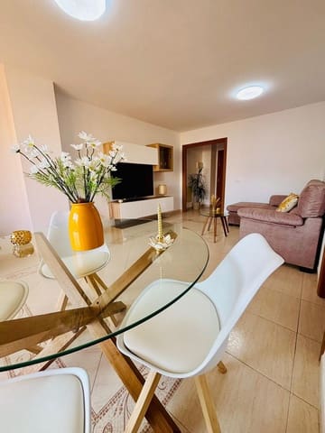 3 sypialnia Mieszkanie do wynajęcia w Algarrobo z basenem garażem - 900 € (Ref: 9765117)