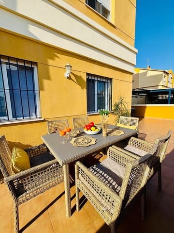 3 sypialnia Mieszkanie do wynajęcia w Algarrobo z basenem garażem - 900 € (Ref: 9765117)