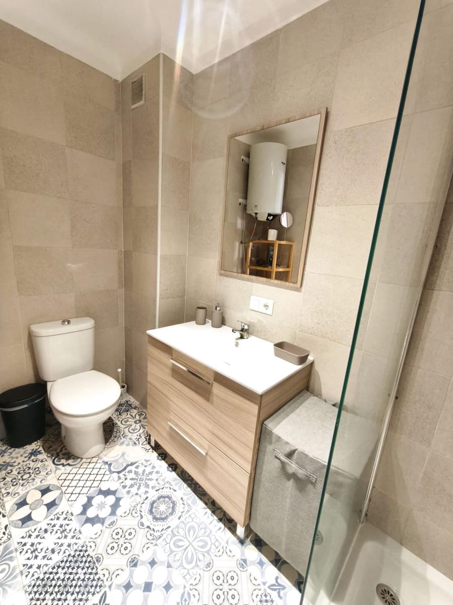 2 makuuhuone Rivitalo vuokrattavana paikassa Caleta de Velez - 1 200 € (Ref: 9770585)