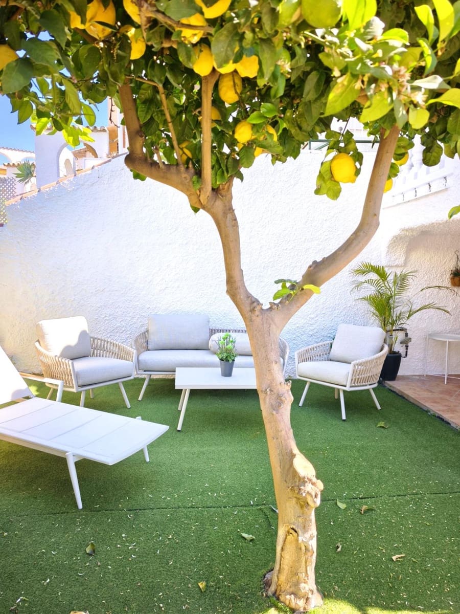 2 makuuhuone Rivitalo vuokrattavana paikassa Caleta de Velez - 1 200 € (Ref: 9770585)