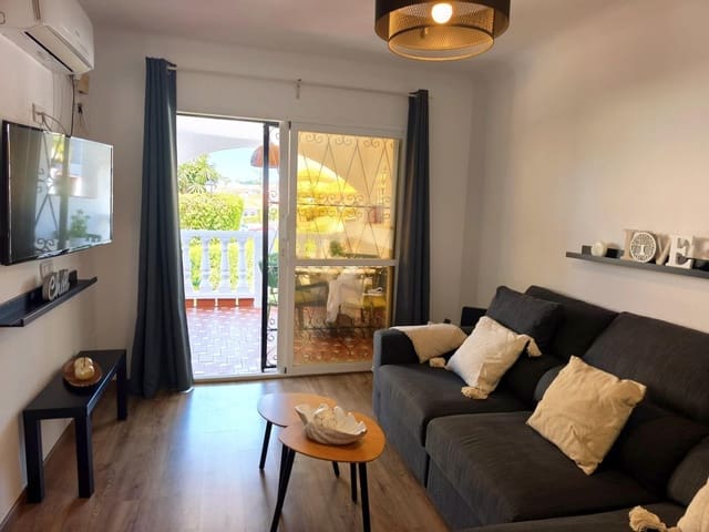 2 soverom Rekkehus til leie i Caleta de Vélez, Vélez-Málaga - € 1 200 (Ref: 9770585)