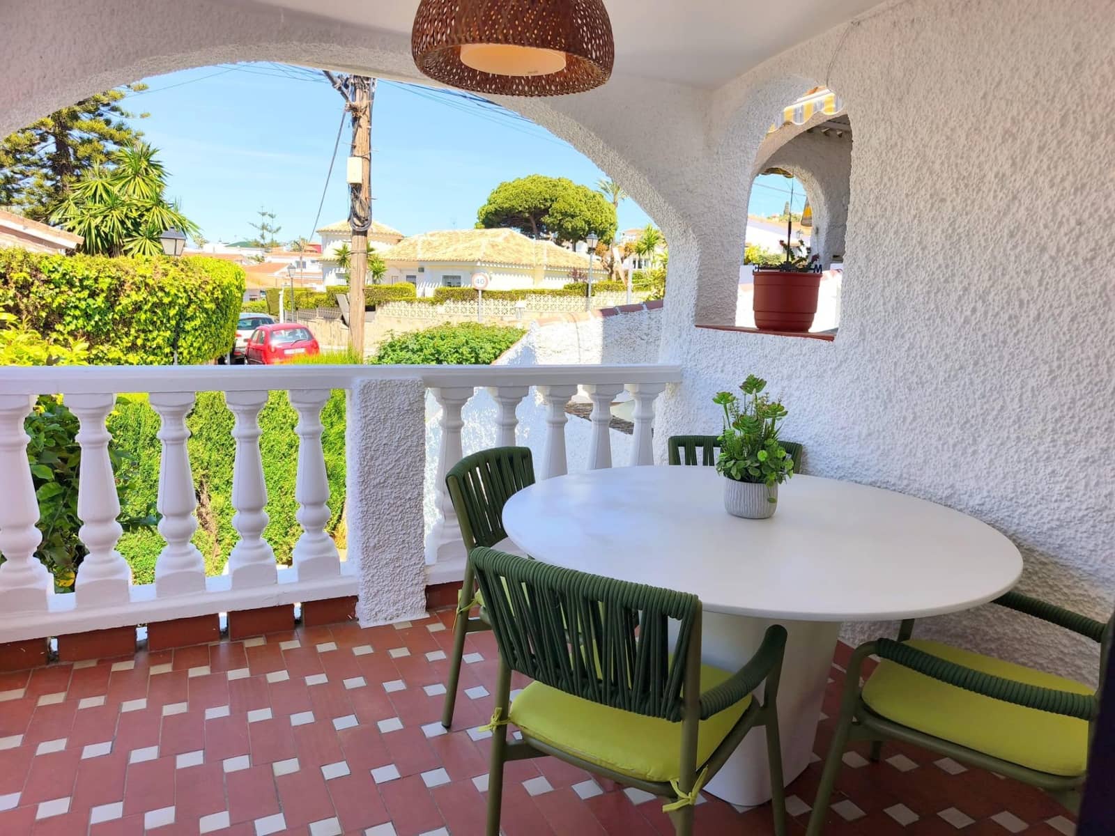 2 makuuhuone Rivitalo vuokrattavana paikassa Caleta de Velez - 1 200 € (Ref: 9770585)