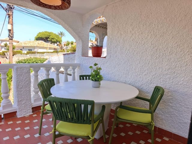 2 soverom Rekkehus til leie i Caleta de Vélez, Vélez-Málaga - € 1 200 (Ref: 9770585)