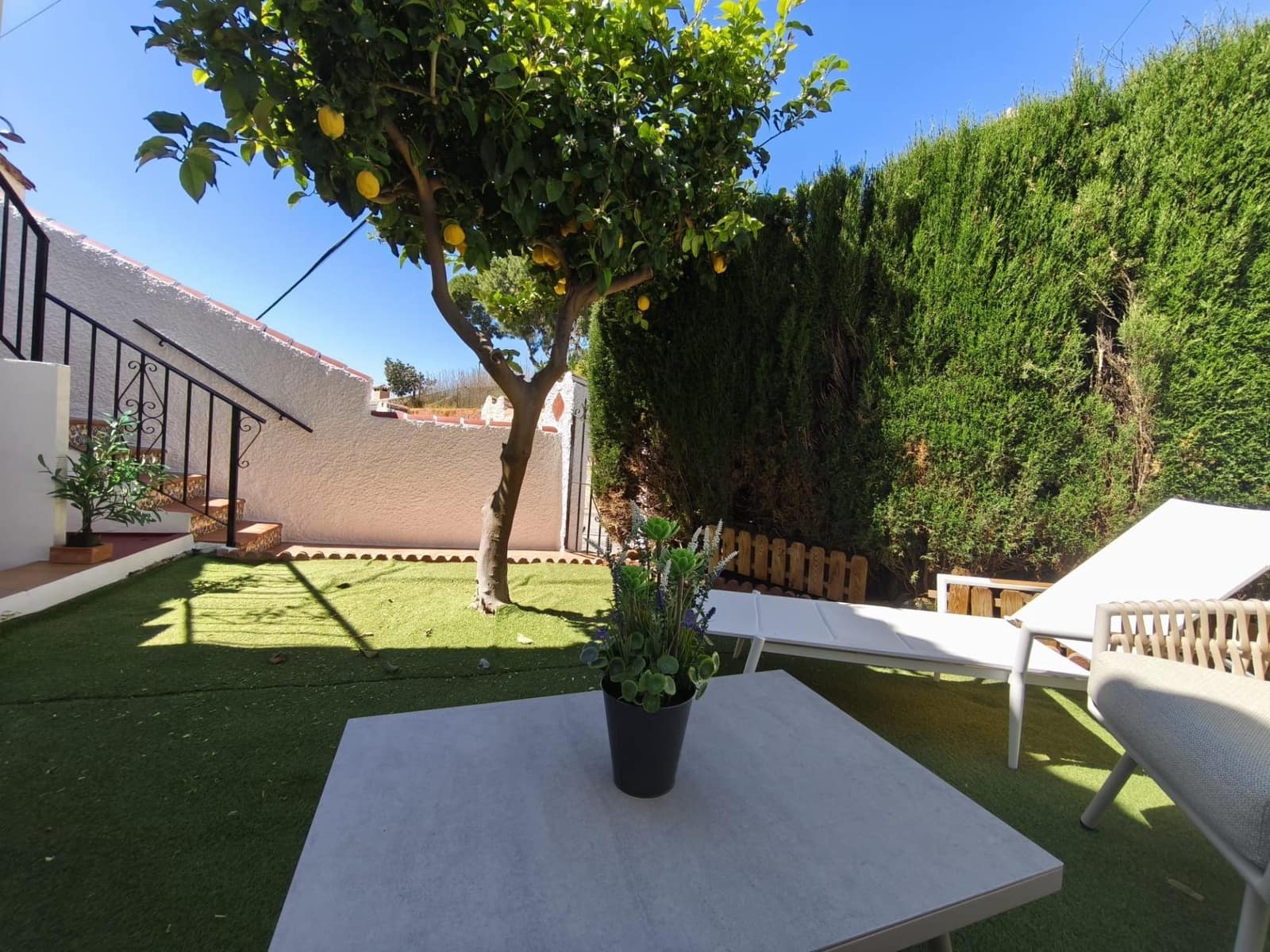 2 makuuhuone Rivitalo vuokrattavana paikassa Caleta de Velez - 1 200 € (Ref: 9770585)