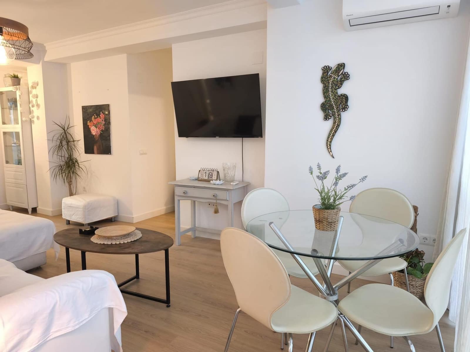 3 bedroom Flat for rent in Torre del Mar - € 1,200 (Ref: 9770586)