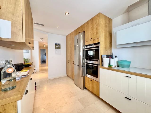 2 soverom Penthouse til salgs i Caleta de Vélez, Vélez-Málaga med svømmebasseng garasje - € 485 000 (Ref: 9783036)