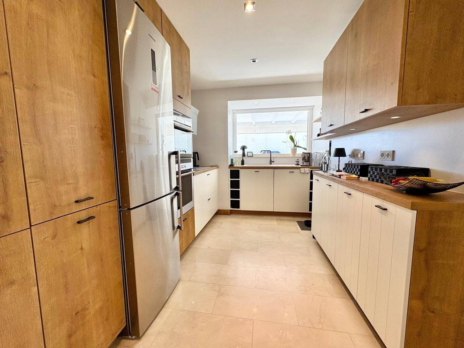 2 soverom Penthouse til salgs i Caleta de Velez med svømmebasseng garasje - € 485 000 (Ref: 9783036)