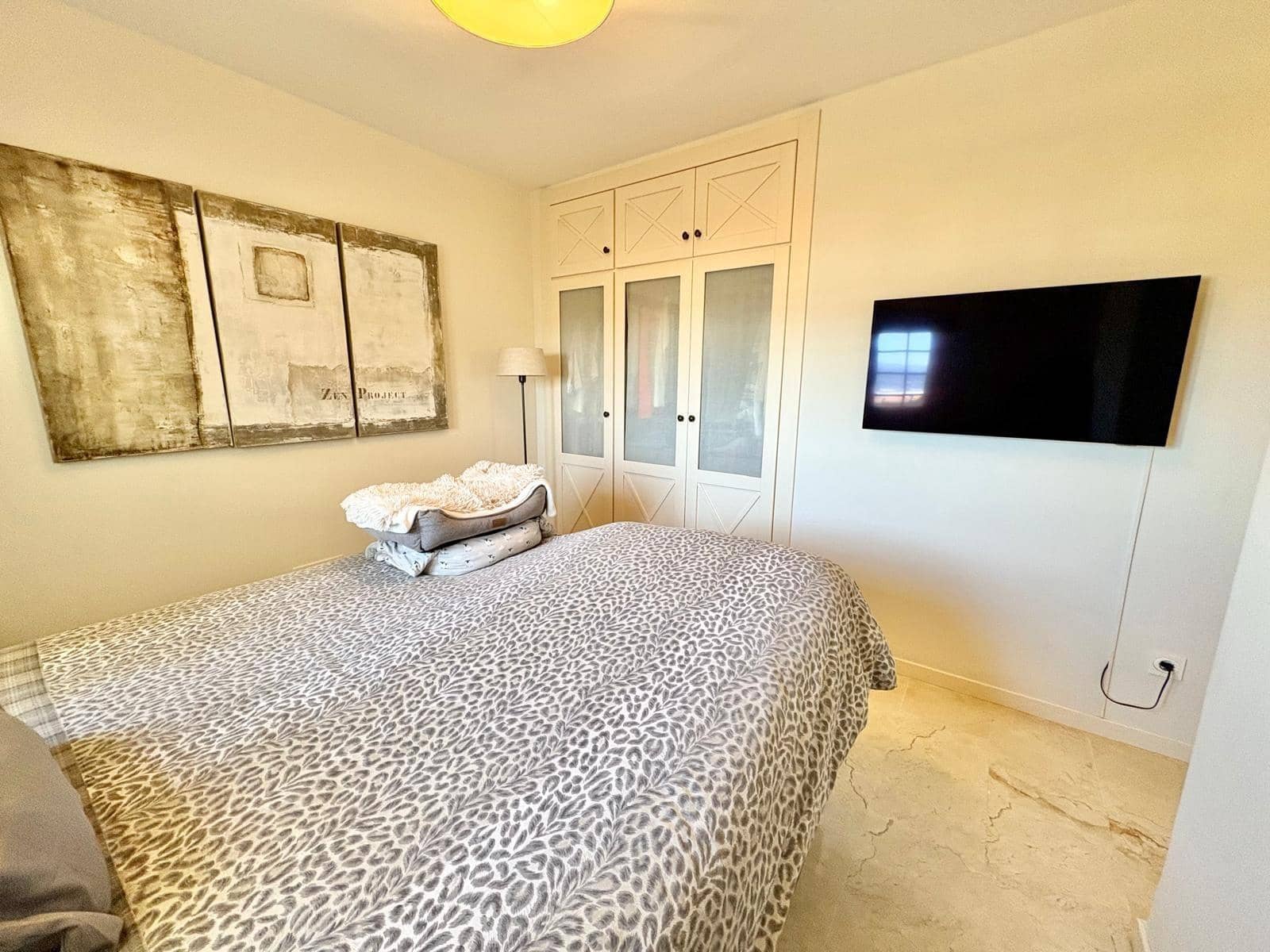 2 soverom Penthouse til salgs i Caleta de Velez med svømmebasseng garasje - € 485 000 (Ref: 9783036)