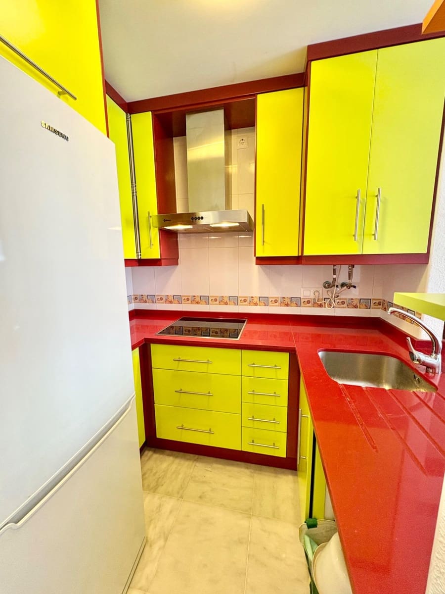 2 bedroom Flat for sale in El Morche with garage - € 250,000 (Ref: 9783037)