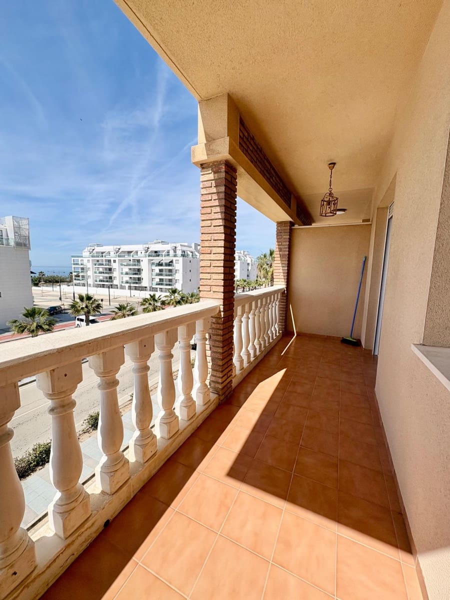 2 bedroom Flat for sale in El Morche with garage - € 250,000 (Ref: 9783037)