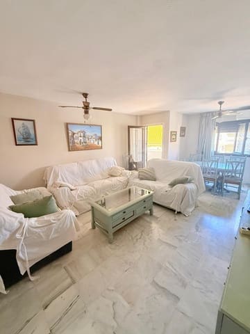 4 soveværelse Lejlighed til leje i Torre del Mar, Vélez-Málaga med swimmingpool - € 1.300 (Ref: 9783038)