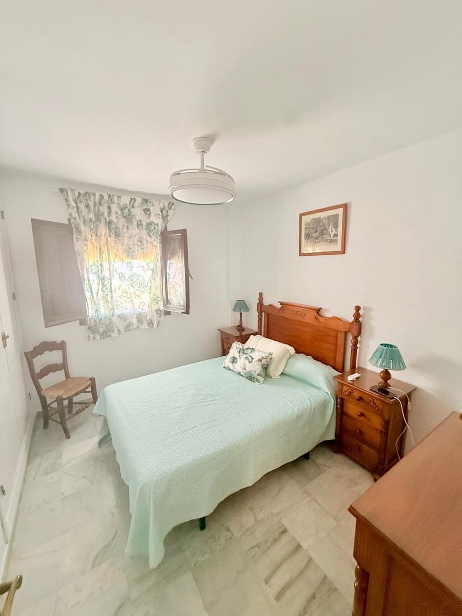 4 camera da letto Appartamento da affittare in Velez-Malaga con piscina - 1.300 € (Rif: 9783038)