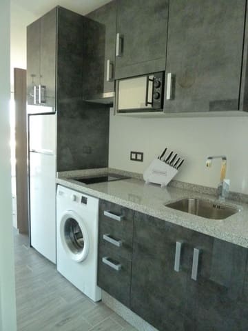 Studio te huur in La Cala del Moral, Rincón de la Victoria met zwembad - € 850 (Ref: 9788341)