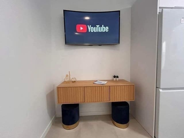 Studio te koop in Torre del Mar, Vélez-Málaga met zwembad - € 164.000 (Ref: 9790974)