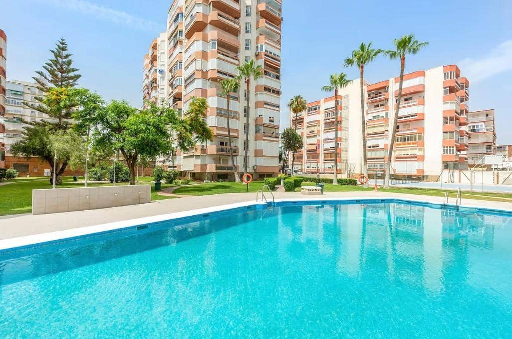 Studio til salg i Torre del Mar med swimmingpool - € 164.000 (Ref: 9790974)