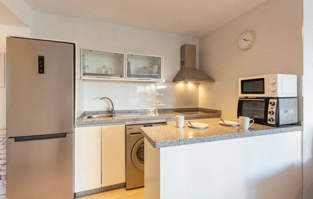 Apartamento de 2 habitaciones en Algarrobo en alquiler con piscina - 1.200 € (Ref: 9794519)