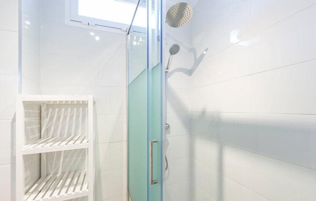 Apartamento de 2 habitaciones en Algarrobo en alquiler con piscina - 1.200 € (Ref: 9794519)