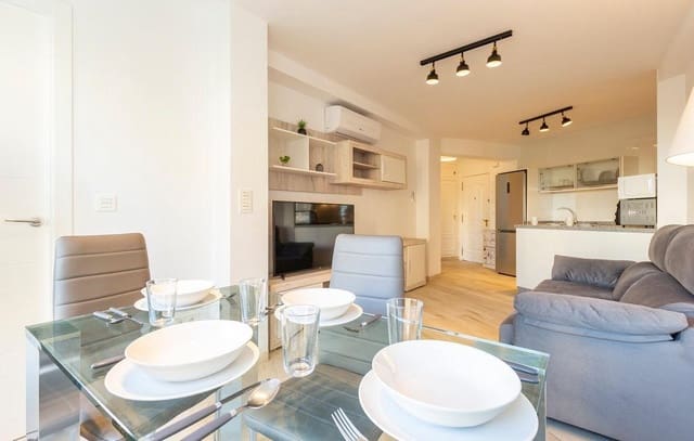 Apartamento de 2 habitaciones en Algarrobo en alquiler con piscina - 1.200 € (Ref: 9794519)