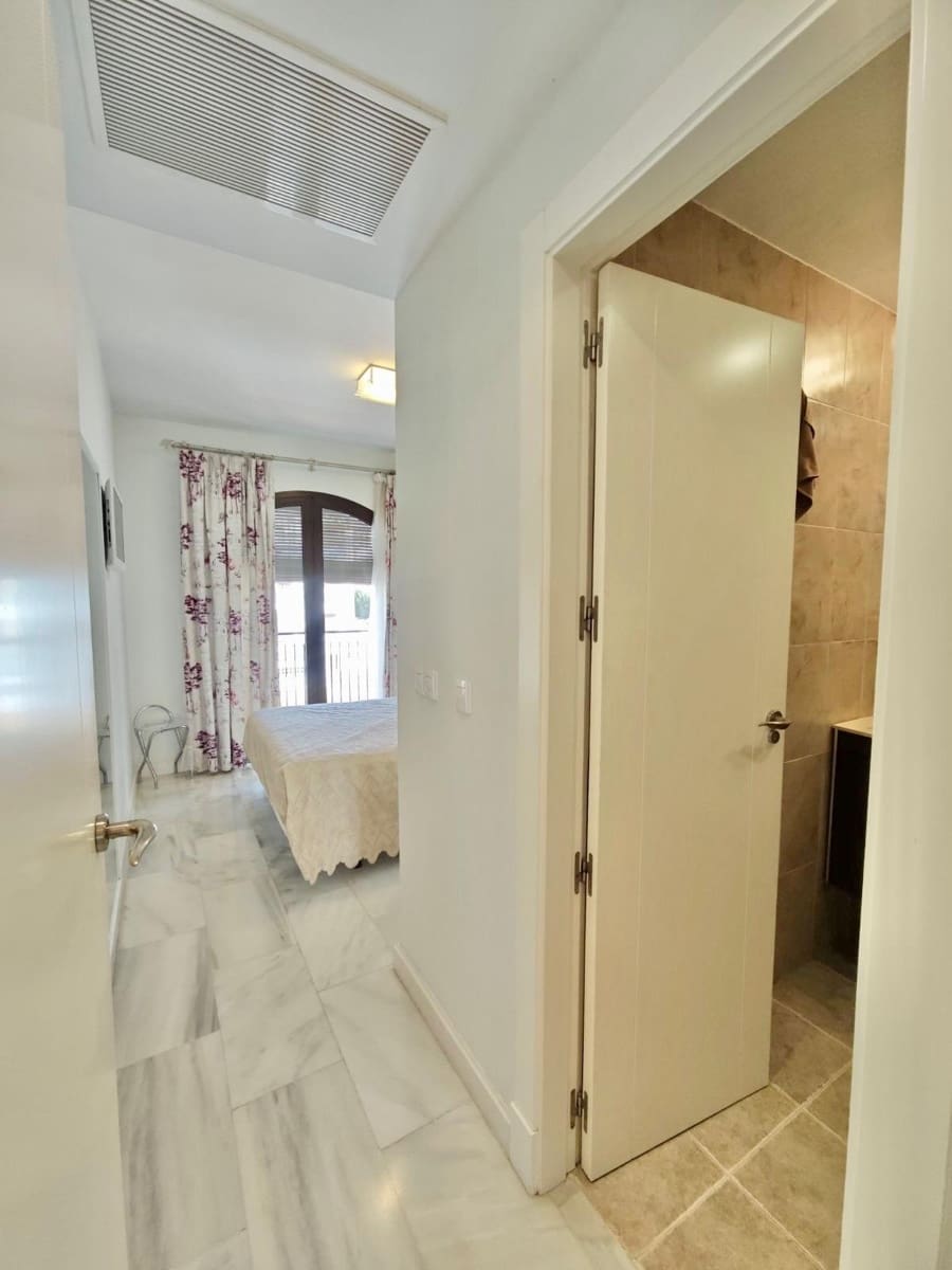 2 Zimmer Penthouse zu verkaufen in Velez-Malaga mit Pool Garage - 449.900 € (Ref: 9797018)