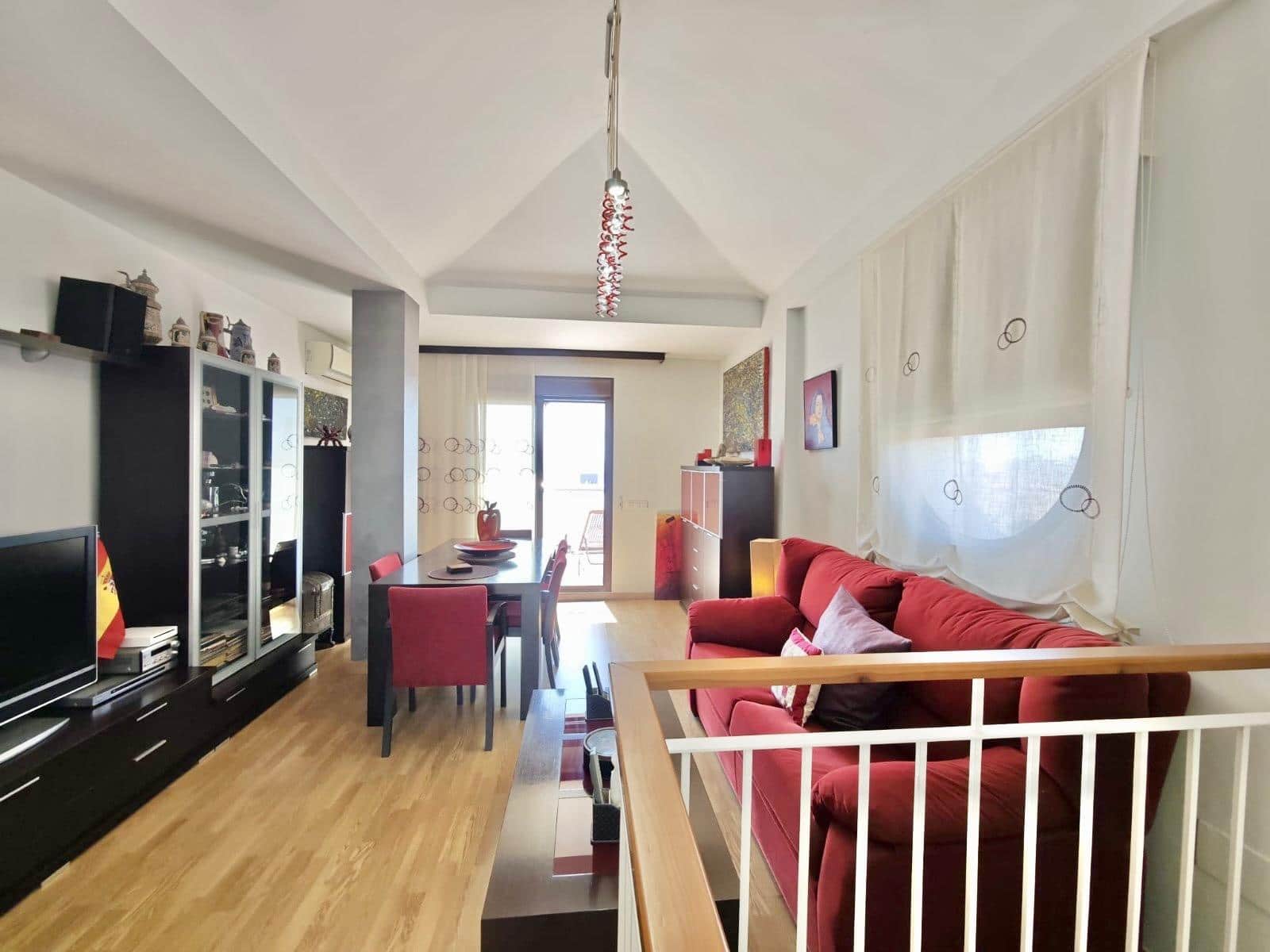 2 Zimmer Penthouse zu verkaufen in Velez-Malaga mit Pool Garage - 449.900 € (Ref: 9797018)
