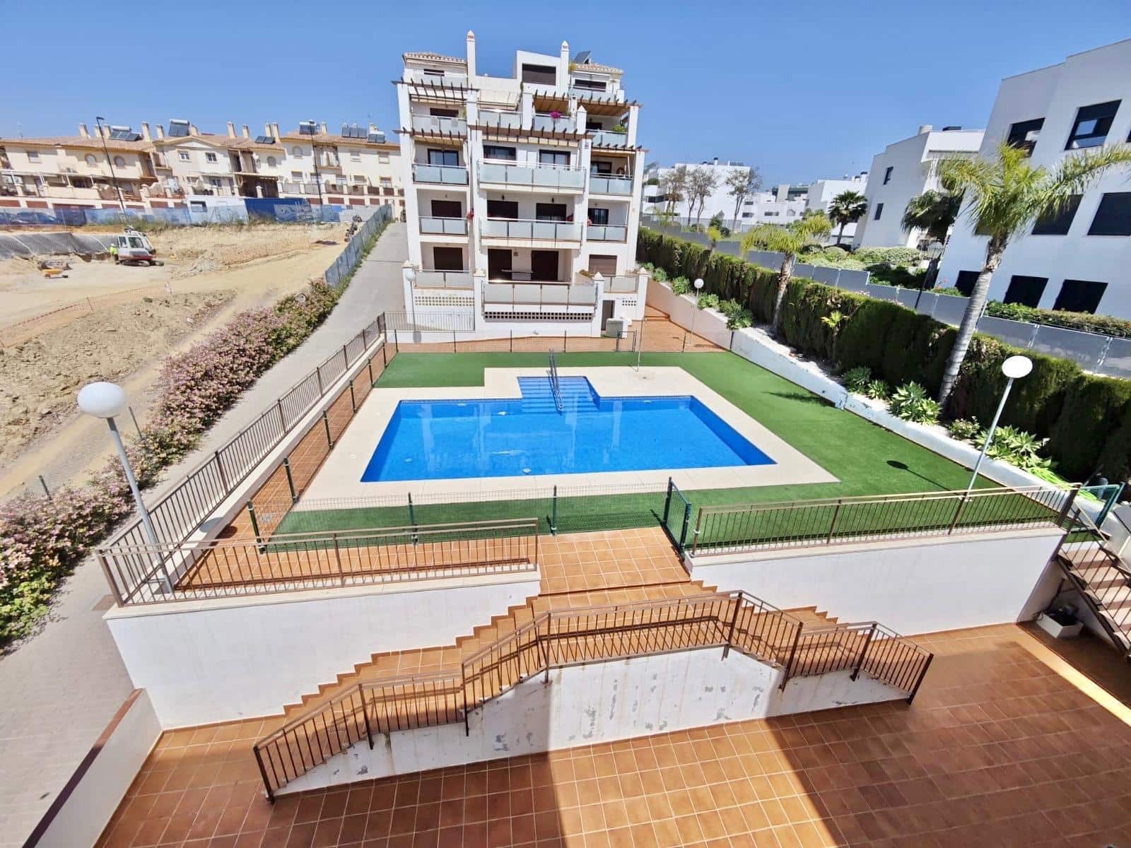 2 Zimmer Penthouse zu verkaufen in Velez-Malaga mit Pool Garage - 449.900 € (Ref: 9797018)