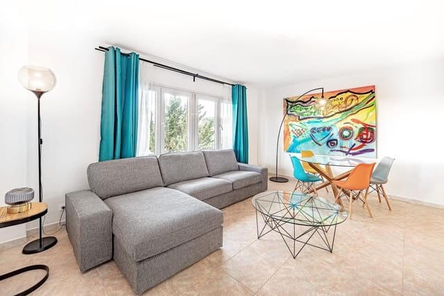 4 makuuhuone Huvila myytävänä paikassa Rincón de la Victoria mukana uima-altaan 
autotalli - 839 900 € (Ref: 9799162)