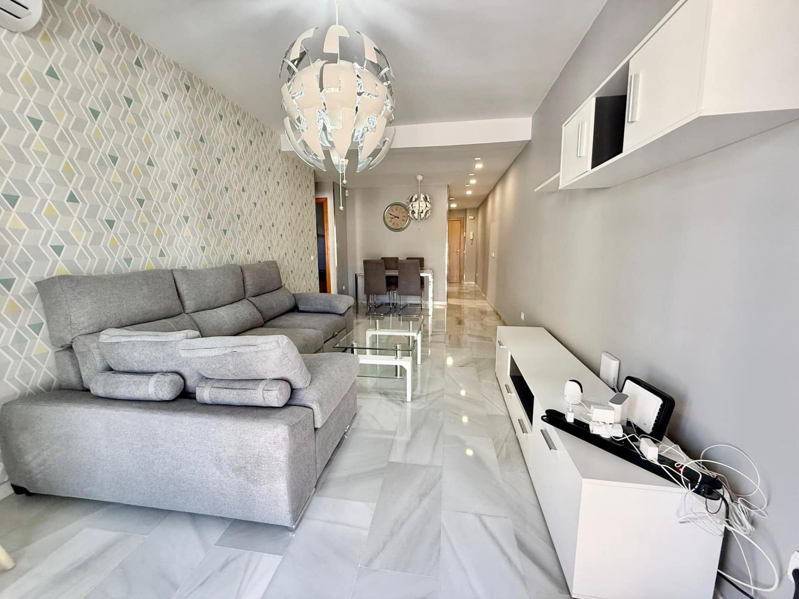 2 makuuhuone Asunto myytävänä paikassa Caleta de Velez mukana uima-altaan 
autotalli - 329 900 € (Ref: 9800617)