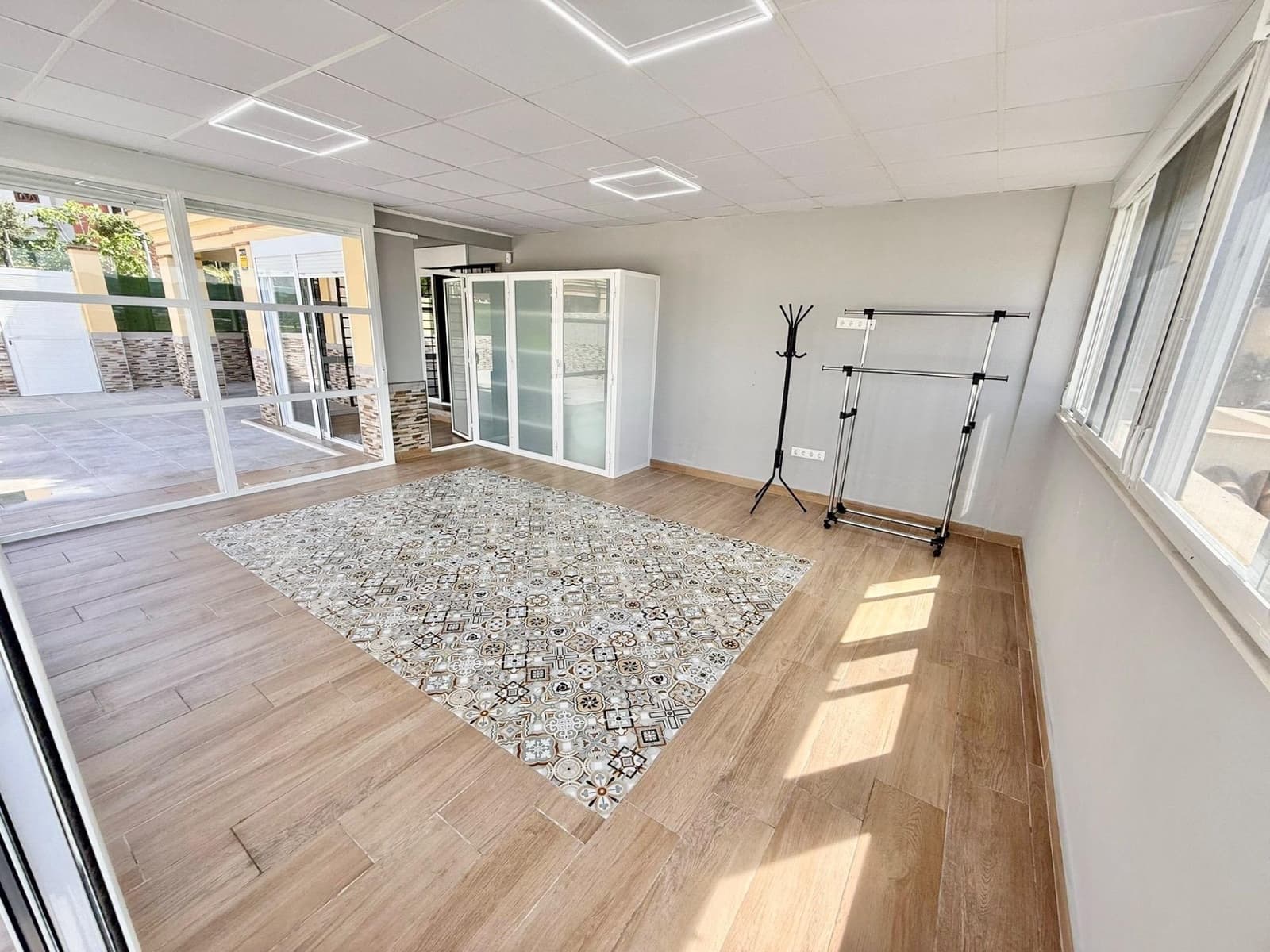 2 makuuhuone Asunto myytävänä paikassa Caleta de Velez mukana uima-altaan 
autotalli - 329 900 € (Ref: 9800617)