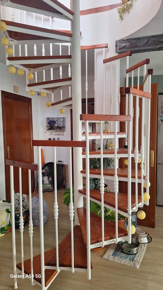 2 makuuhuone Kattohuoneisto vuokrattavana paikassa Torrox-Costa mukana uima-altaan - 950 € (Ref: 9818121)