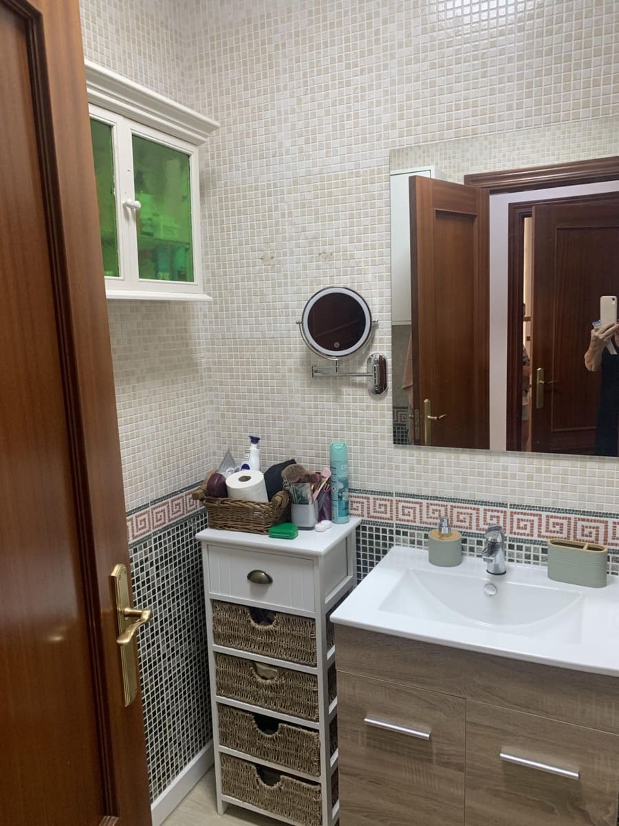 2 makuuhuone Kattohuoneisto vuokrattavana paikassa Torrox-Costa mukana uima-altaan - 950 € (Ref: 9818121)