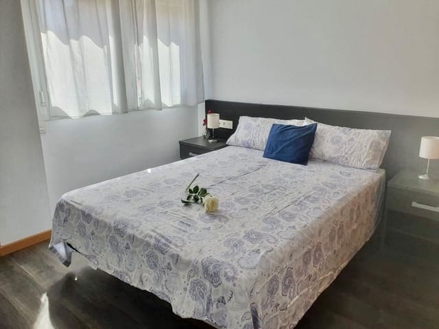 2 soverom Leilighet til leie i Rincón de la Victoria med garasje - € 1 500 (Ref: 9820426)