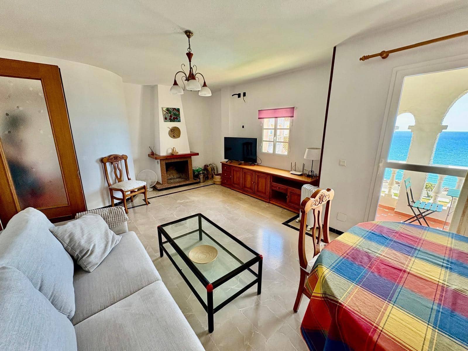 2 bedroom Terraced Villa for rent in Velez-Malaga with garage - € 1,250 (Ref: 9829027)
