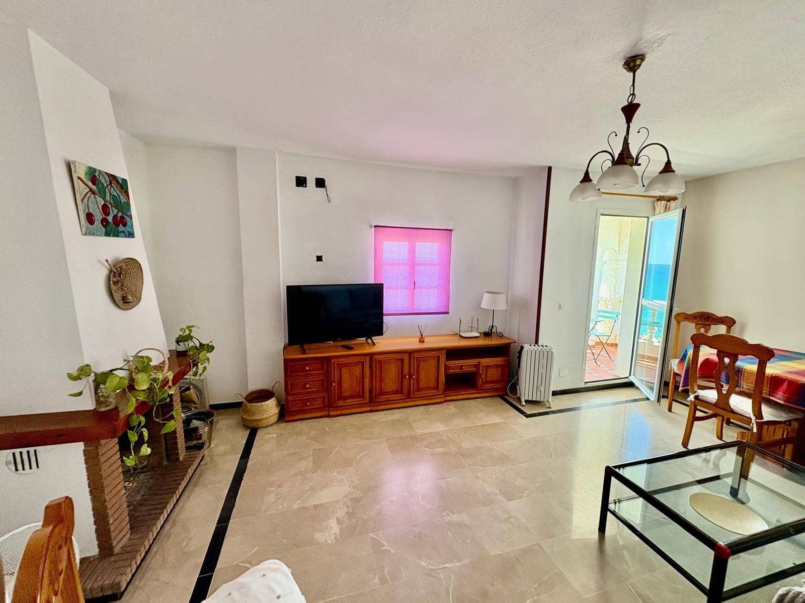 2 bedroom Terraced Villa for rent in Velez-Malaga with garage - € 1,250 (Ref: 9829027)