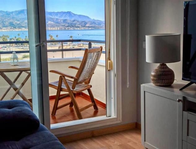 2 soverom Leilighet til leie i Torre del Mar, Vélez-Málaga med svømmebasseng garasje - € 1 500 (Ref: 9831296)