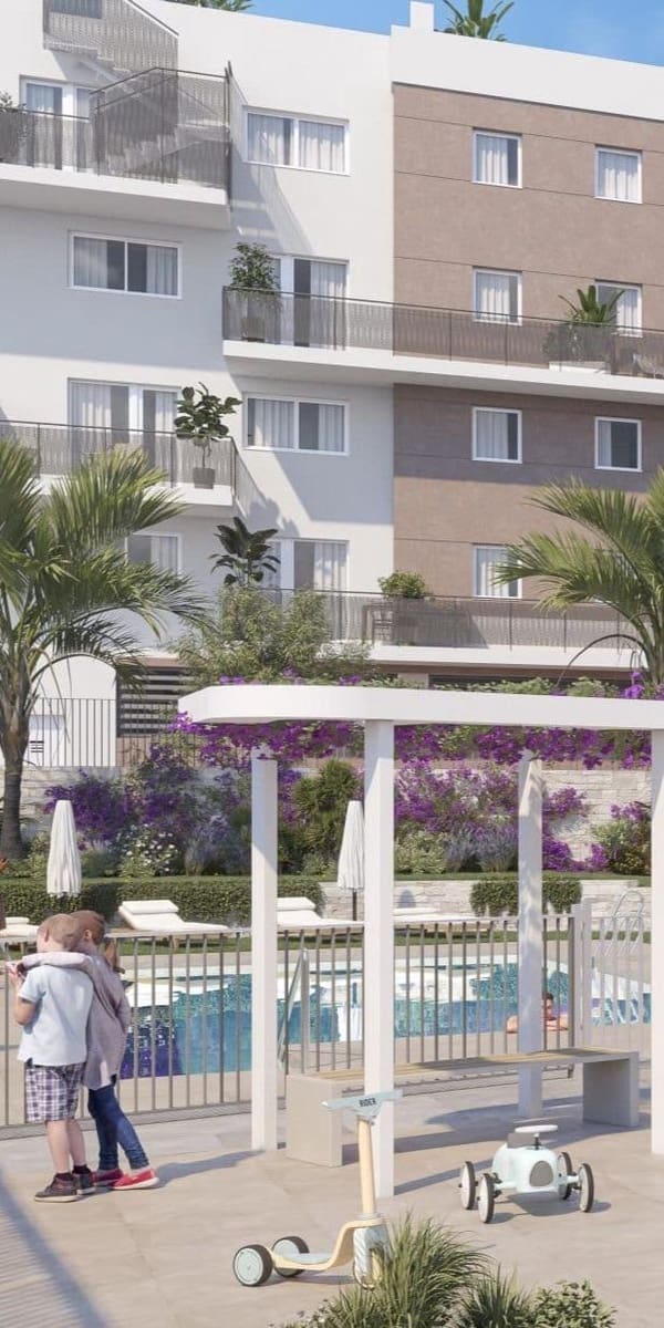 3 bedroom Flat for sale in Velez-Malaga with garage - € 269,950 (Ref: 9846172)