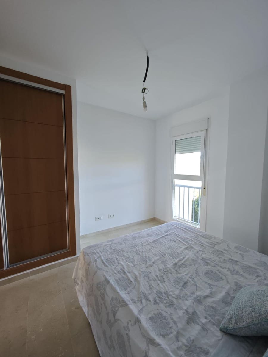 3 bedroom Flat for sale in Caleta de Velez with pool garage - € 400,000 (Ref: 9866934)
