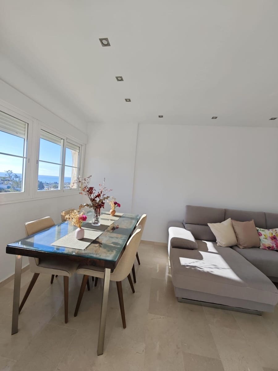 3 bedroom Flat for sale in Caleta de Velez with pool garage - € 400,000 (Ref: 9866934)