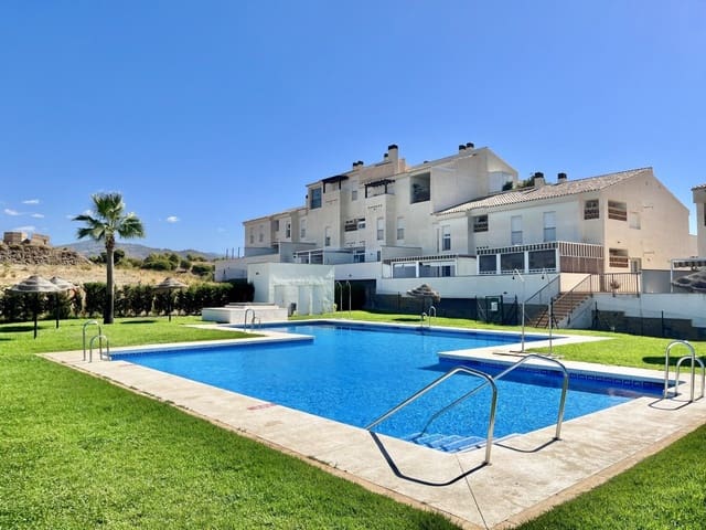 3 slaapkamer Appartement voor vakantieverhuur in Caleta de Vélez, Vélez-Málaga met zwembad garage - € 1.300 (Ref: 9866936)