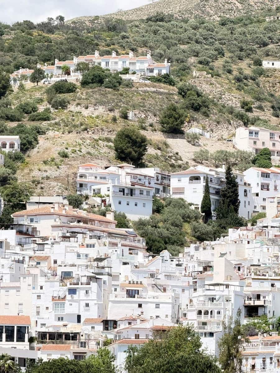 Chalet en Cómpeta en venta con garaje - 650.000 € (Ref: 9876342)