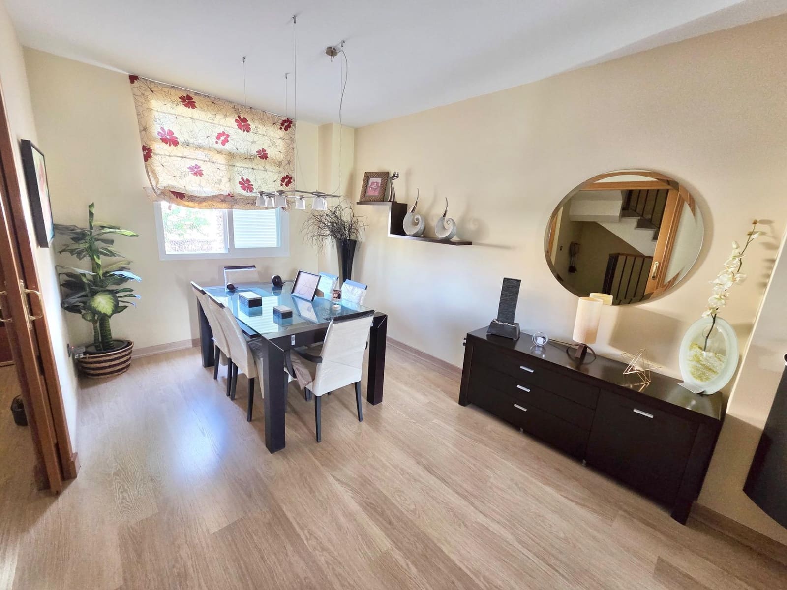 3 soverom Rekkehus til salgs i Caleta de Velez med garasje - € 499 000 (Ref: 9878737)