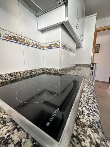 3 soveværelse Lejlighed til salg i Torre del Mar, Vélez-Málaga - € 255.000 (Ref: 9924579)
