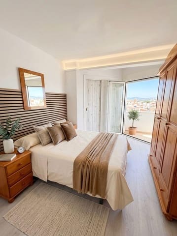 3 soveværelse Lejlighed til salg i Torre del Mar, Vélez-Málaga - € 330.000 (Ref: 9924580)