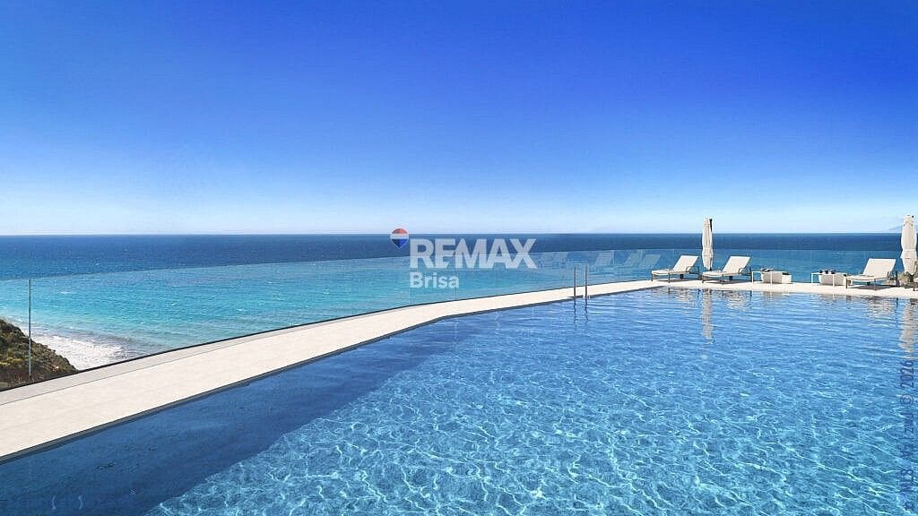 3 bedroom Terraced Villa for sale in Velez-Malaga with pool garage - € 388,000 (Ref: 9930760)