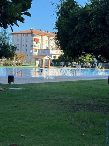 3 quarto Moradia em Banda para venda em El Peñoncillo, Torrox com piscina - 599 000 € (Ref: 9930762)