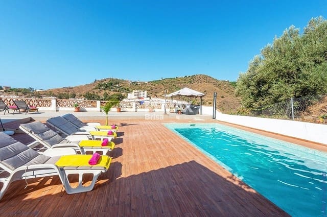 5 soverom Rekkehus til salgs i Torrox Pueblo, Torrox med svømmebasseng garasje - € 650 000 (Ref: 9930763)