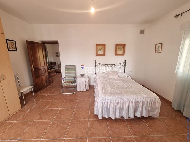 3 soverom Rekkehus til salgs i Canillas de Aceituno - € 265 000 (Ref: 9930764)