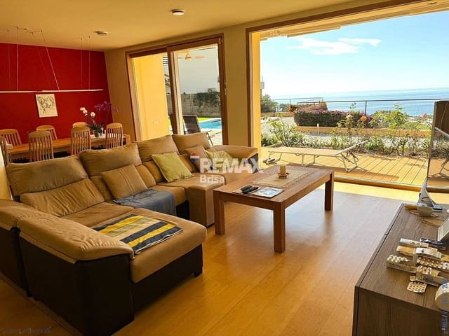 3 slaapkamer Rijtjeshuis te koop in El Peñoncillo, Torrox met zwembad garage - € 1.250.000 (Ref: 9930769)