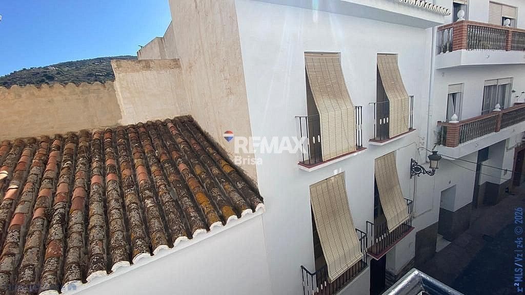 3 bedroom Terraced Villa for sale in Torrox - € 160,000 (Ref: 9930771)
